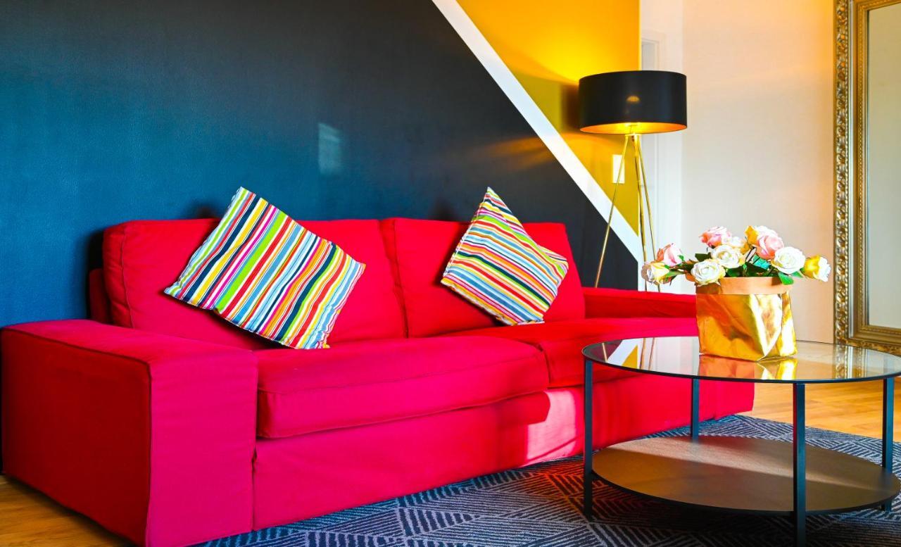 Modern Suite Naschmarkt Wina Bagian luar foto