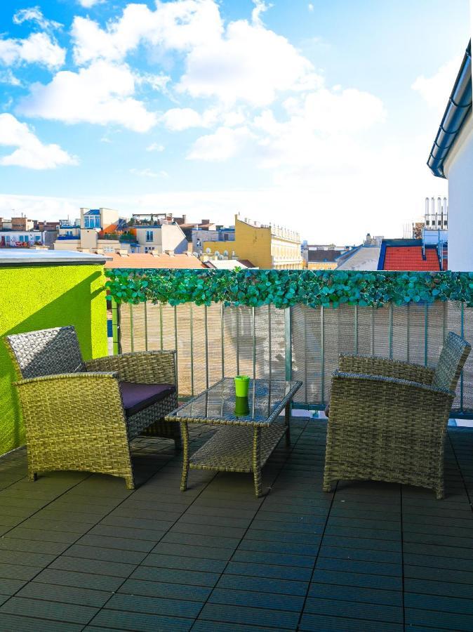Modern Suite Naschmarkt Wina Bagian luar foto