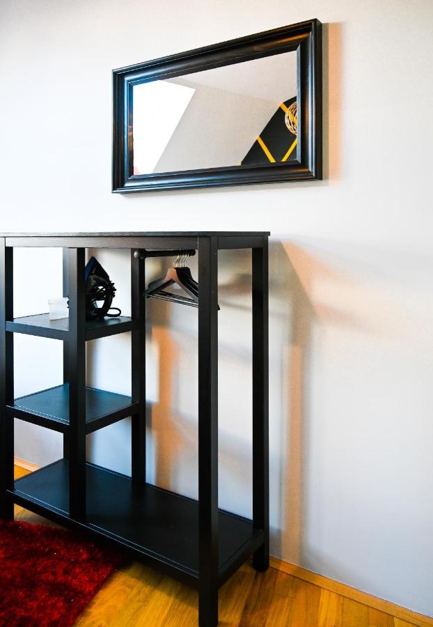 Modern Suite Naschmarkt Wina Bagian luar foto