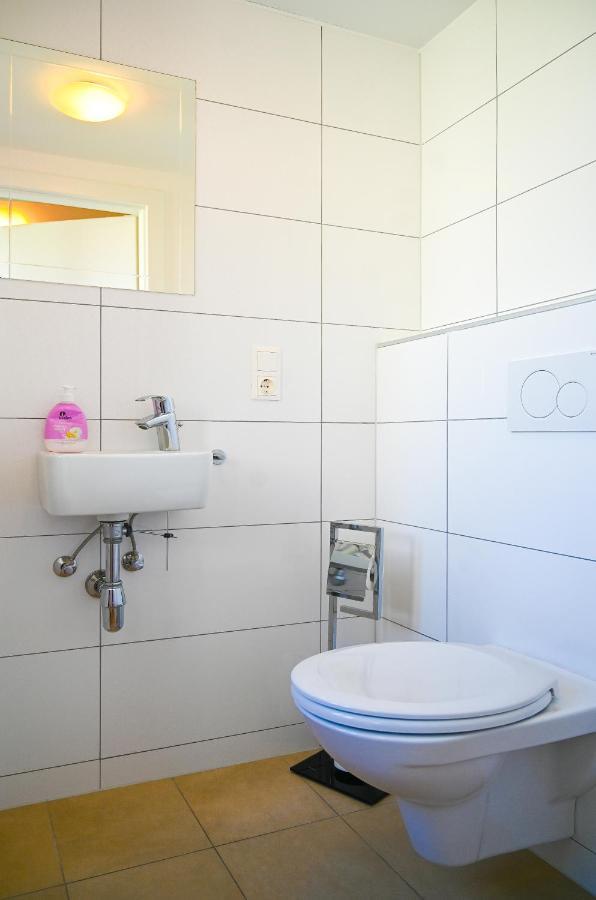 Modern Suite Naschmarkt Wina Bagian luar foto